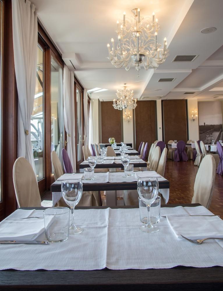 Grande Albergo Roma Piacenza Esterno foto