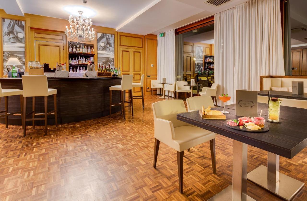 Grande Albergo Roma Piacenza Esterno foto